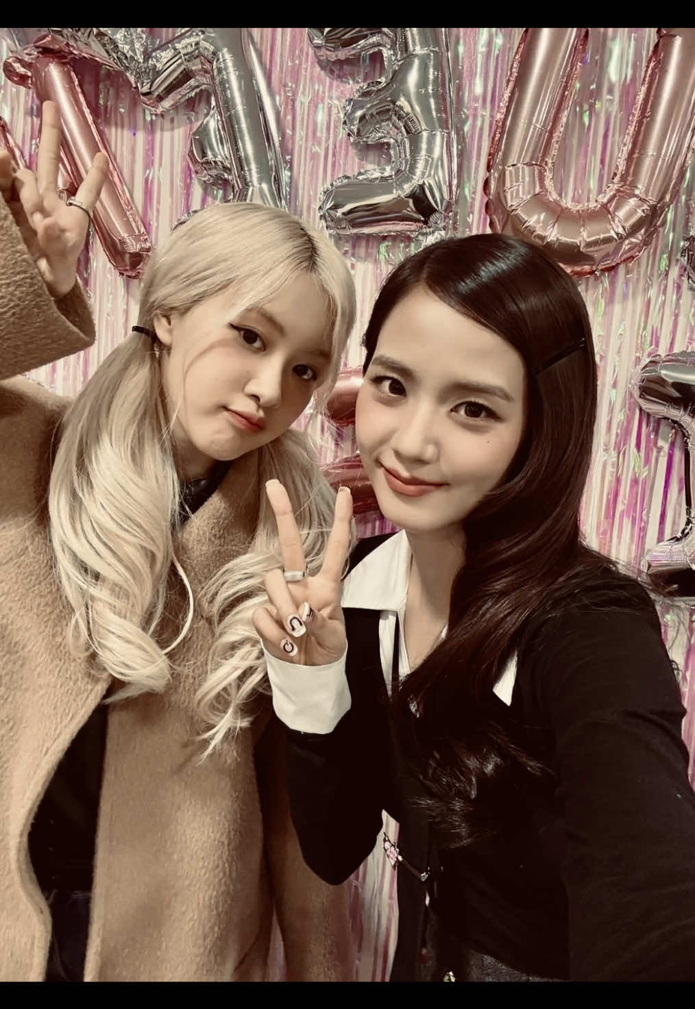 #CHAESOO  ::  MUITO NOIS  #blackpink #chaesooedit #rosé #jisoo #fyp #foryoupage #foryo @𝒮uh w . 𝒮eung  '  ♡ 