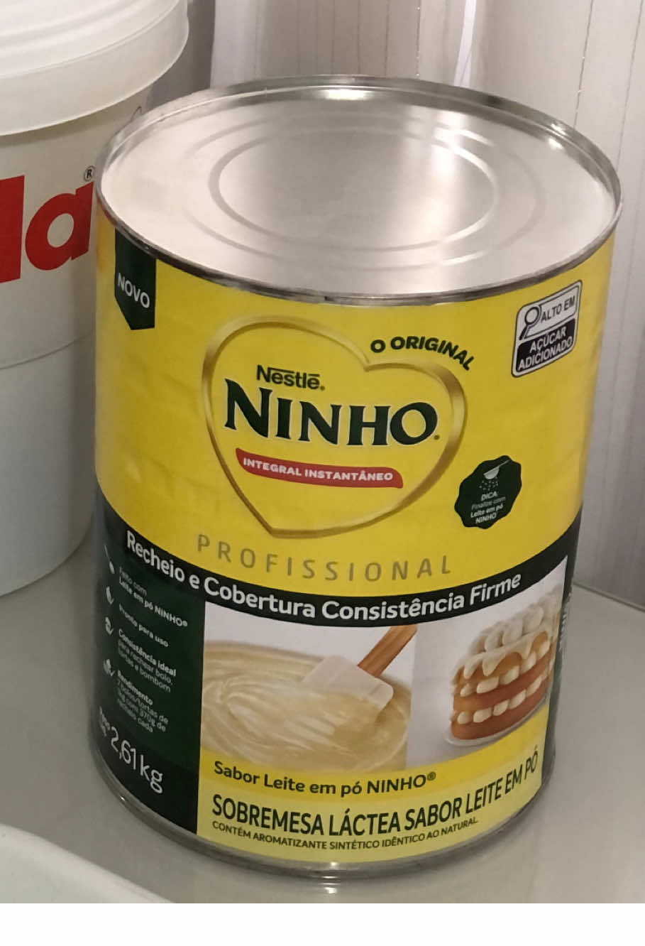 Você ama Ninho? Então prepara o coração! Agora nossos doces estão ainda mais cremosos com o novo recheio de Ninho da Nestlé! Olha essa textura… Olha esse brilho… É puro sabor e cremosidade! #Cre#CremosidadePuran#NinhoDaNestléc#DocesArtesanaisl#BolosRecheadosn#ConfeitariaCriativacheioperfeito #Sab#SaborQueEncantai#FeitoComAmorn#NinhoLoversl#BoloComNinhok#CakesonhocheioCremoso #confeitariaafetiva 