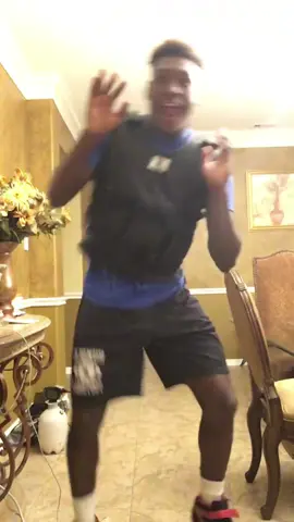 am i the only black person that doesn’t have rhythm? part 2  #relatable #dancing #fyp 