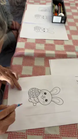 Por aqui nós preparativos da Páscoa !!!#fyp #geriatriacanoasRS 