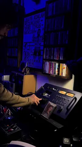 Waiting In Vain - Bob Marley🇯🇲 #cowokpan69ilan #copan69 #omdatangkaliangoyang #reggae #reggaedub #kasetselektor #dubsiren #bobmarley #tributebobmarley #bobmarleyonelove 