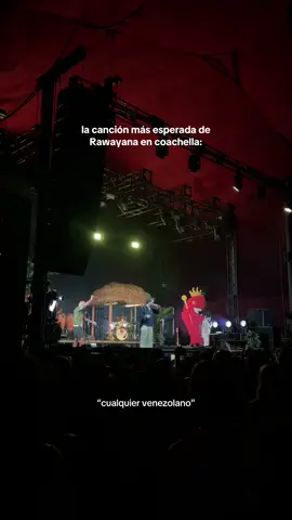 VENEK en coachella!!!! ustedes saben lo feliz que estoy!!!! MIREN ESTE ROLO E SHOW. Gracias a @RAWA por partirla como siempre y regalarnos este show tan lindo🥹 MIREN LO GUAIRA CODED QUE ESTÁ