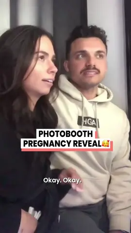 This is the sweetest idea 📸❤️ @sammie.hendren  #husbandandwife #baby #pregnant #pregnancy #pregnancyjourney #Love #pregnancyannouncement