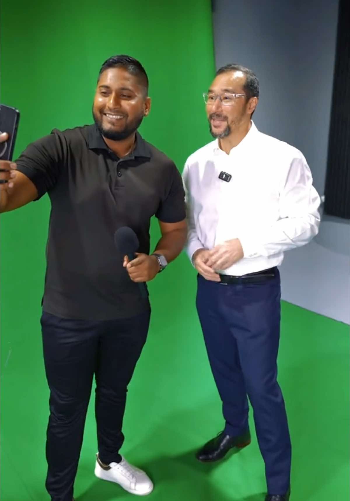 Now bounce up the PM @stuartyoungtt, but doh worry alyuh, I eh get no $40k #trinibran #trinidadandtobago #caribbean #westindies #primeminister #trini_tiktoks #relatable #explore 