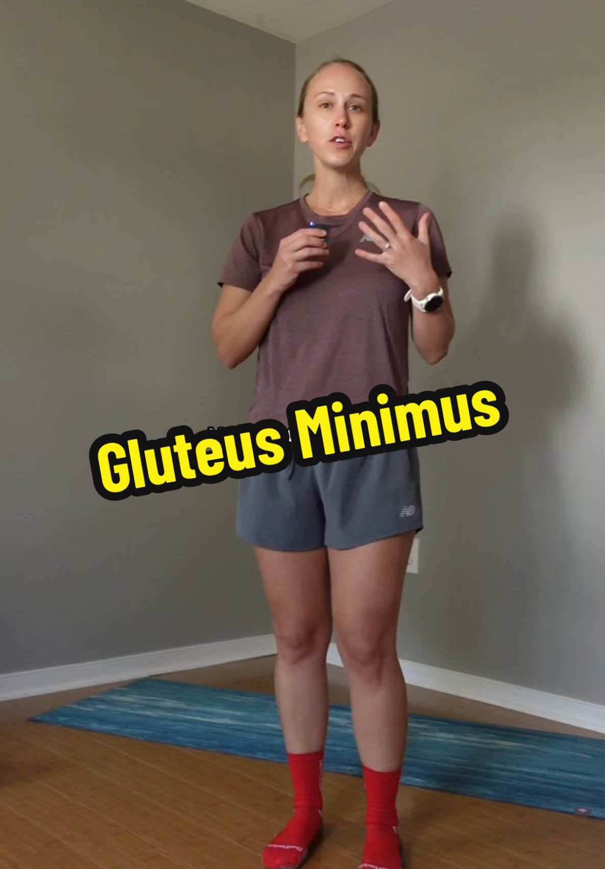 Maybe we should start talking more about the gluteus minimus  #gluteusmedius #gluteusminimus #gluteusmaximus #glutemed #gluteexercise #hipdrop #singlelegexercises #runningexercises #marathontraining #hippain #weakhips #hipstability 