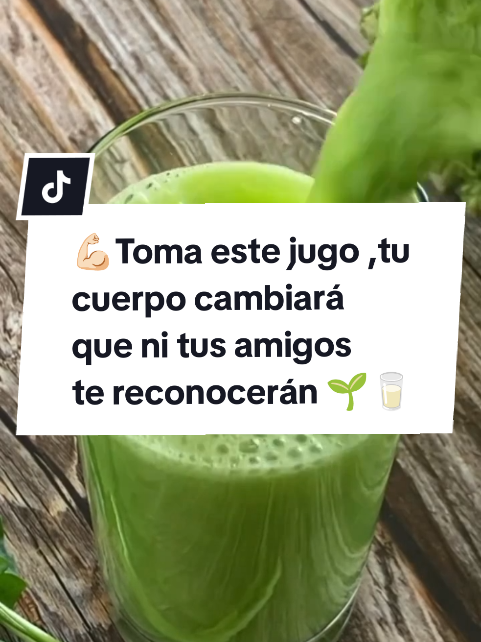 toma este jugo ,tu cuerpo cambiará que ni tus amigos te reconocerán!#frutasyverduras #salud #beneficios #jugossaludables🍊  #jugodemanzana🧃🧃 