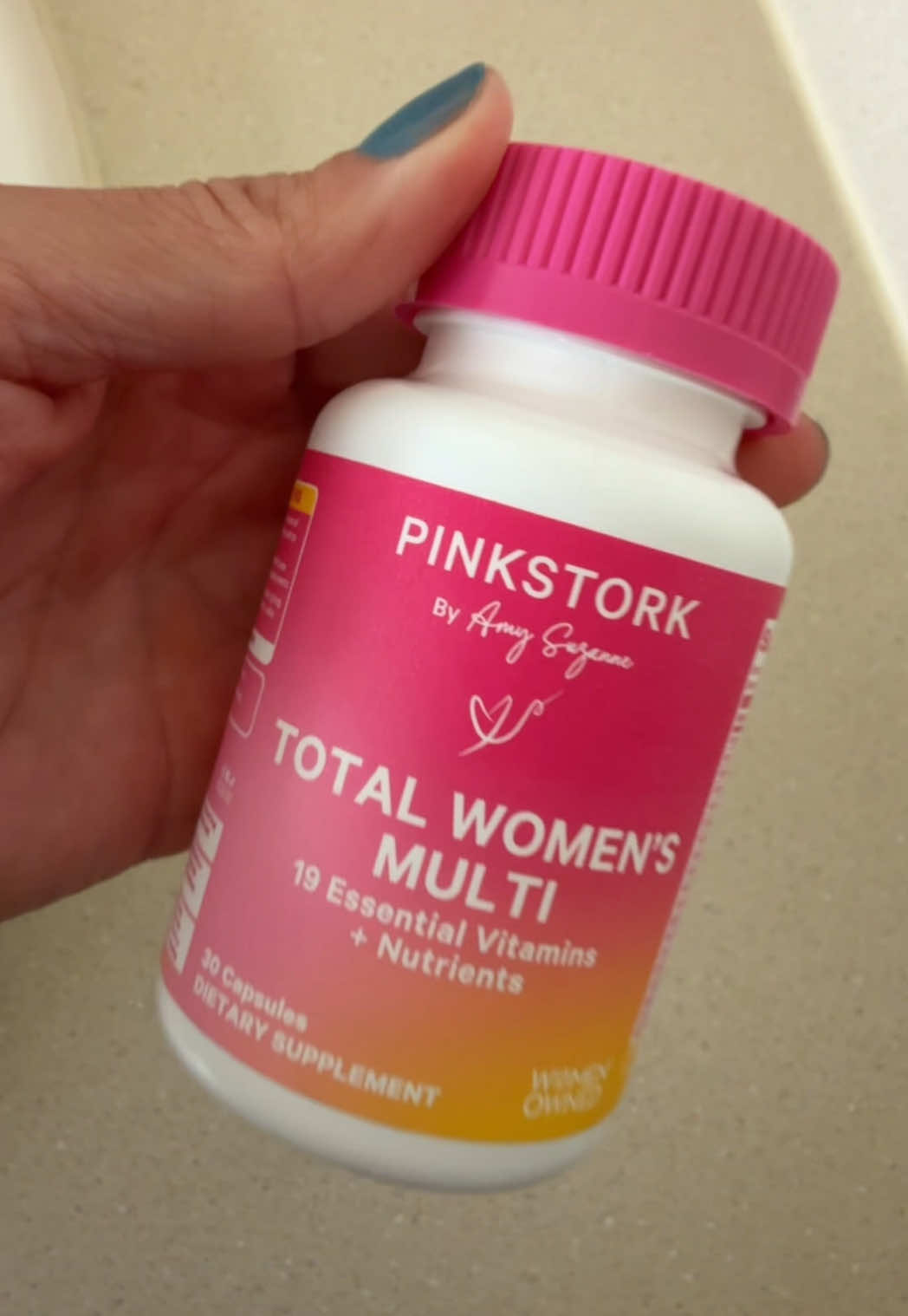 A non-negotiable EVERY DAY 🩷 @Pink Stork #pinkstorkinsider #womensmultivitamin 