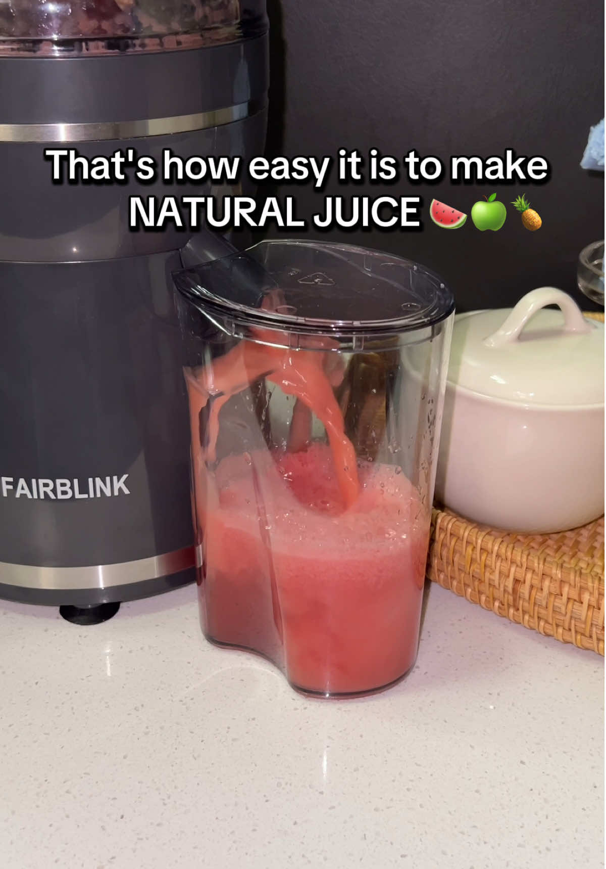 Natural Juice in 3, 2, 1…🍓🍍🥭 @Homeuse-US  #juice #machinejuice #juicermachine #suconatural #naturaljuice #zumonatural #Home #rotinanoseua #tiktokshop