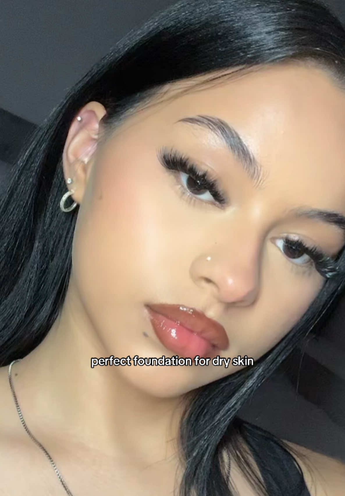 The texture is so silky and lightweight #foryou #fyp #maleup #foundation #makeuptutorial 