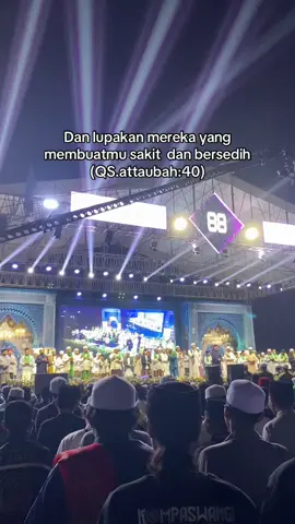 Puncak kerinduan adalah mahalulqiam🤲🏻 #sholawatan #azzahirmania #habibbidinalizaianalabidinassegaf #majelisan #mahalulqiyam #mahalulqiyamfyp #azzahirsholawat #zahirmania #fyp #foryou #xzyabc 