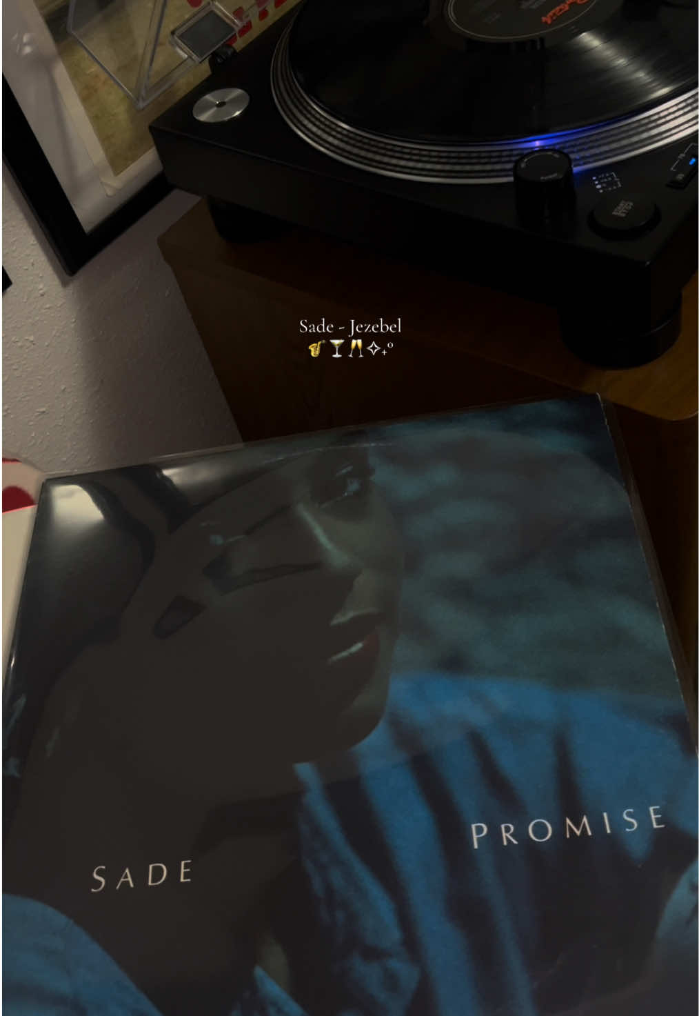 Song of the evening: Sade - Jezebel ✨ #sade #sadeadu #sadevinyl #sadegirl #smoothjazz #vinylrecords 