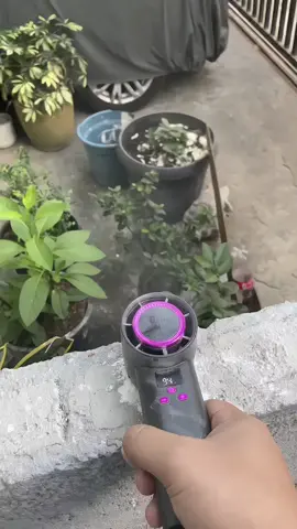 Need mo talaga to ngaung mainit ang panahon Mini fan portable fan hand fan #minifan #portablefan #handheldfan 