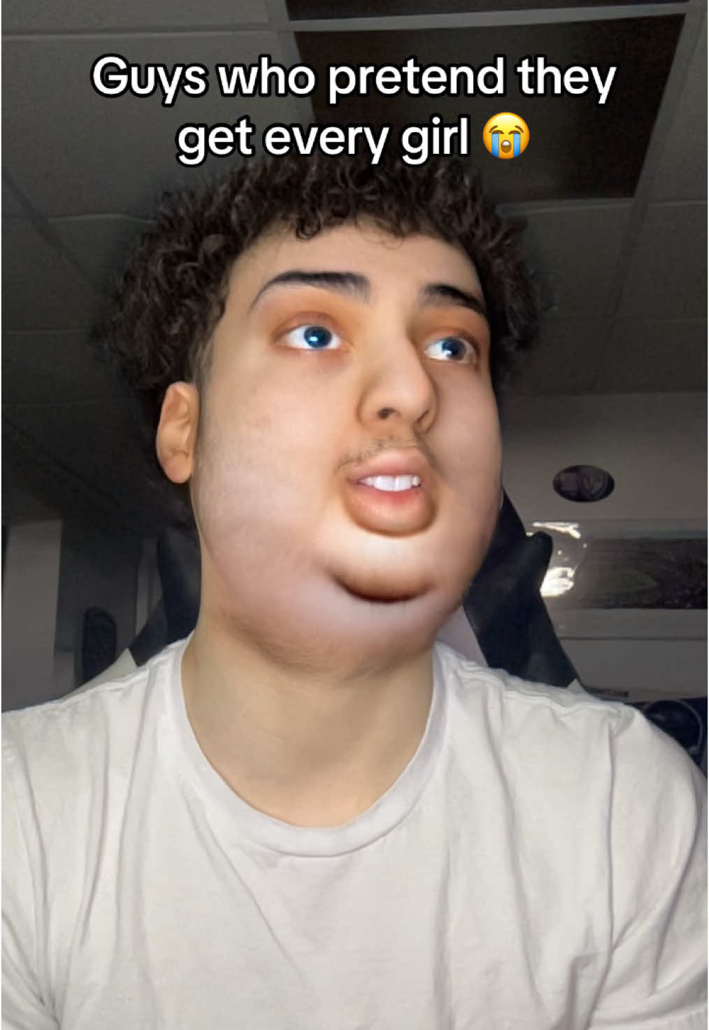 They’re NOT slick #viralvideo #funnyvideo #skitscomedy 