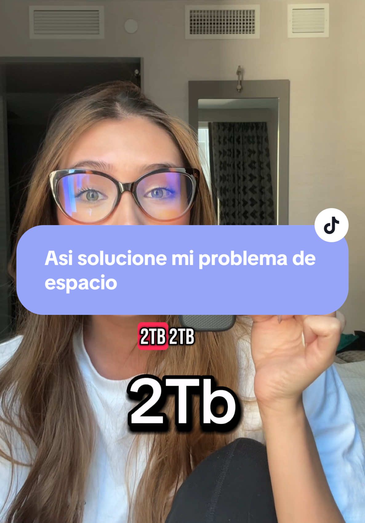 La mejor compra que he podido hacer siendo creadora de contenido y amante a tomar fotos y videos de todo #recomendaciones #apple #recommendations #sandisk #iphone #storagehacks #vloger #Haul #contentcreator 