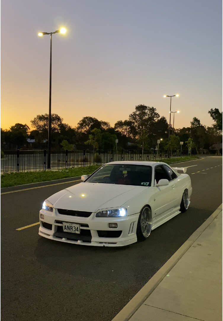 being alone is so humbling.  #r34skyline #jdm #car #sunset #chrisisaak #static #weds #cerberus #fitment #video #fyp #help #why #anr34 