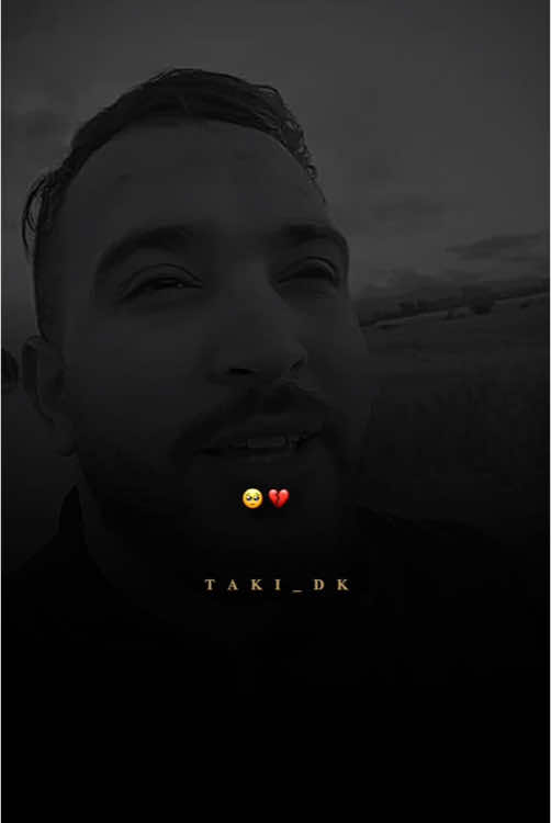 تهلى في باباك ❤️‍🩹                             #تصميم_فيديوهات🎶🎤🎬 #lyrics #fyp #zakicatalonia #الشعب_الصيني_ماله_حل😂😂 