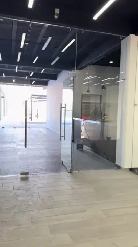 ¡Así quedó la cancelería en cristal templado para Padelópolis! 🏓 Resistencia, visibilidad y diseño en un solo lugar  📍Ubicación del taller: https://maps.app.goo.gl/Ug8XejxJuYp8VXkR6?g_st=com.google.maps.preview.copy 🔺Para realizar tu cotización🔺 Contáctanos vía WhatsApp: https://wa.me/5217711614134 📞 Llama a nuestras oficinas: Teléfonos: 7716557651 | 7716557801 • • • #fy #fyp #canceleria #pvcanceleria #cristaltemplado #padelopolis #pachuca #cancel