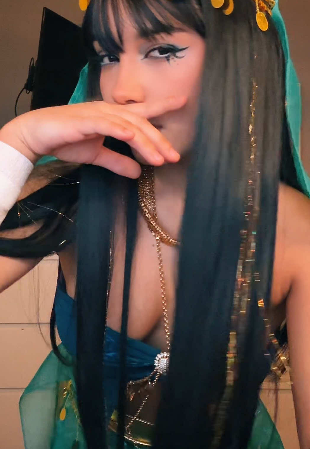 The memes to this sound are hilarious 😭 ##cosplay##dance##egypt