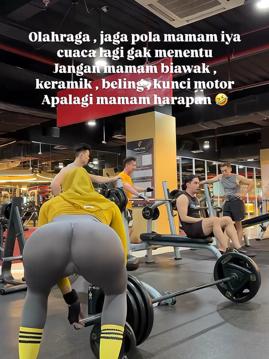 🍑🍑🔥🔥 #fyp #gymmotivation #gymgril #hijabgym #workout #fypシ 