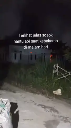 #hantuapi #kebakaran #banaspati #kalimantanselatan #banjarpride🏴‍☠️ #fyp #lewatberanda 