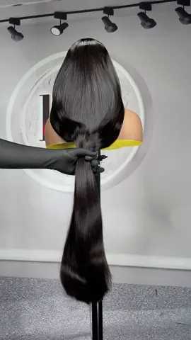 40 inches of silk 🔥 Link in to to shop👉🏾www.keswigs.com more discount information, add WhatsApp: +1 626990 5990 #keswigs #kes #fyp #hair #hdlace #hairstylist #wiginstall#wiginstalltutorial#wiginfluencer #wigreview #hairstyle #rawhairextension #wig#blackgirlmagic #blackwome #rawhair #humanhair