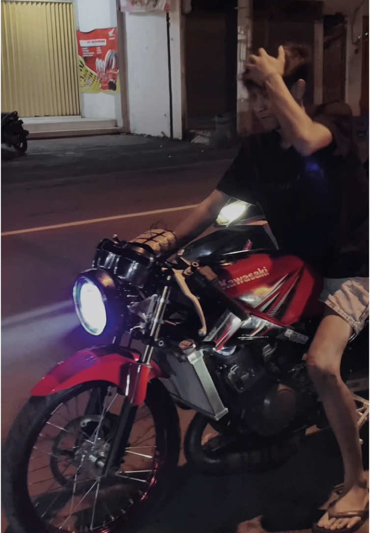 cipung in action @diks.andreww @Madee @𝘾𝙝𝙚𝙨𝙤𝙙 𝙊𝙛𝙛𝙞𝙘𝙞𝙖𝙡  #fyp #ninjasunmori155 #menaraindahgroup 