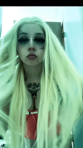 Wrld on dr^gs on my arm legends never die on my chest #juicewrld999 #juicewrld #999 #allylotti #fyp 