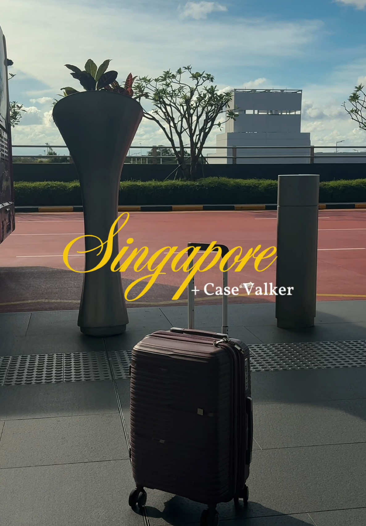 Missing Singapore a lil bit now, wondering when I can take my @Case Valker for another trip 💭