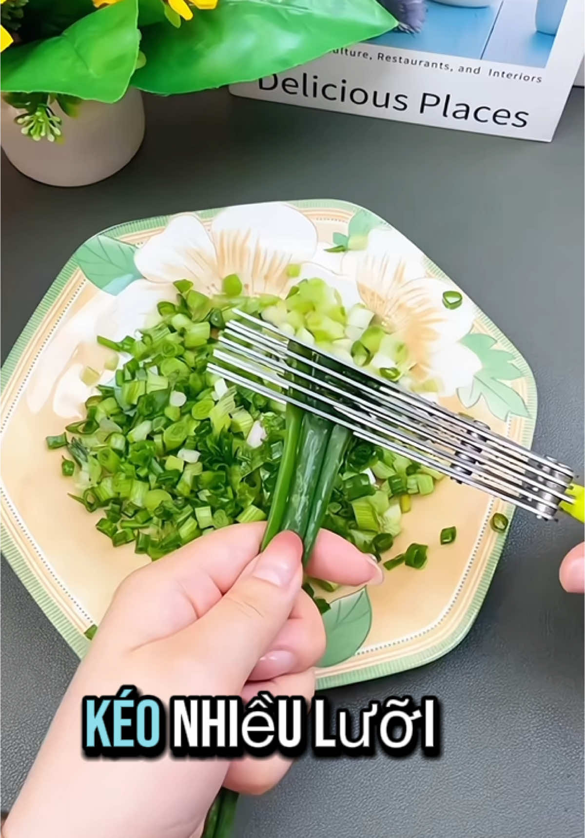 Kéo nhiều lưỡi cắt hành ớt đồ ăn tiện lợi cho căn bếp nhà bạn #keocat #dodungnhabep #dodunggiadung #xuhuong 
