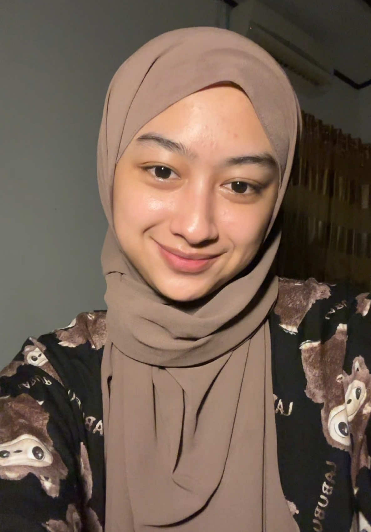 gini nih klo kebiasaan sleepcall @GMEELAN.Official.Shop @GMEELAN_INDONESIA #glabridincream #gmeelanindo #gmeelan 