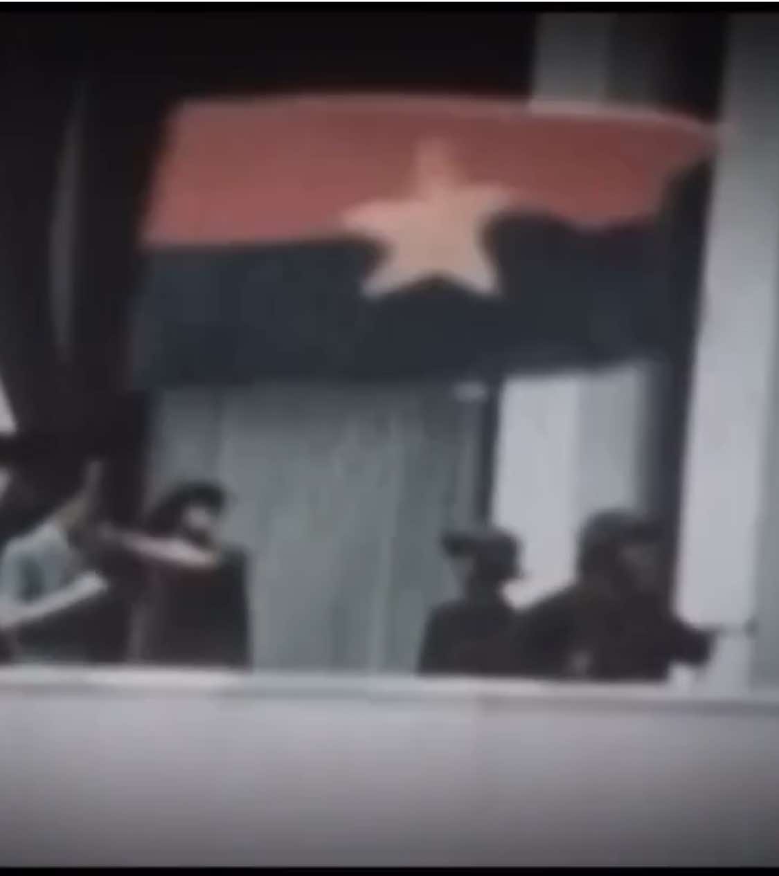 Thay mặt lực lượng vũ trang tấn công Sài Gòn tôi tuyên bố thành phố Sài Gòn đã hoàn toàn giải phóng #CapCut #tiktokviral #xuhuong #fipシ #viralvideo #tiktok #lịchsửviệtnam #History #30041975 #matsaigon 