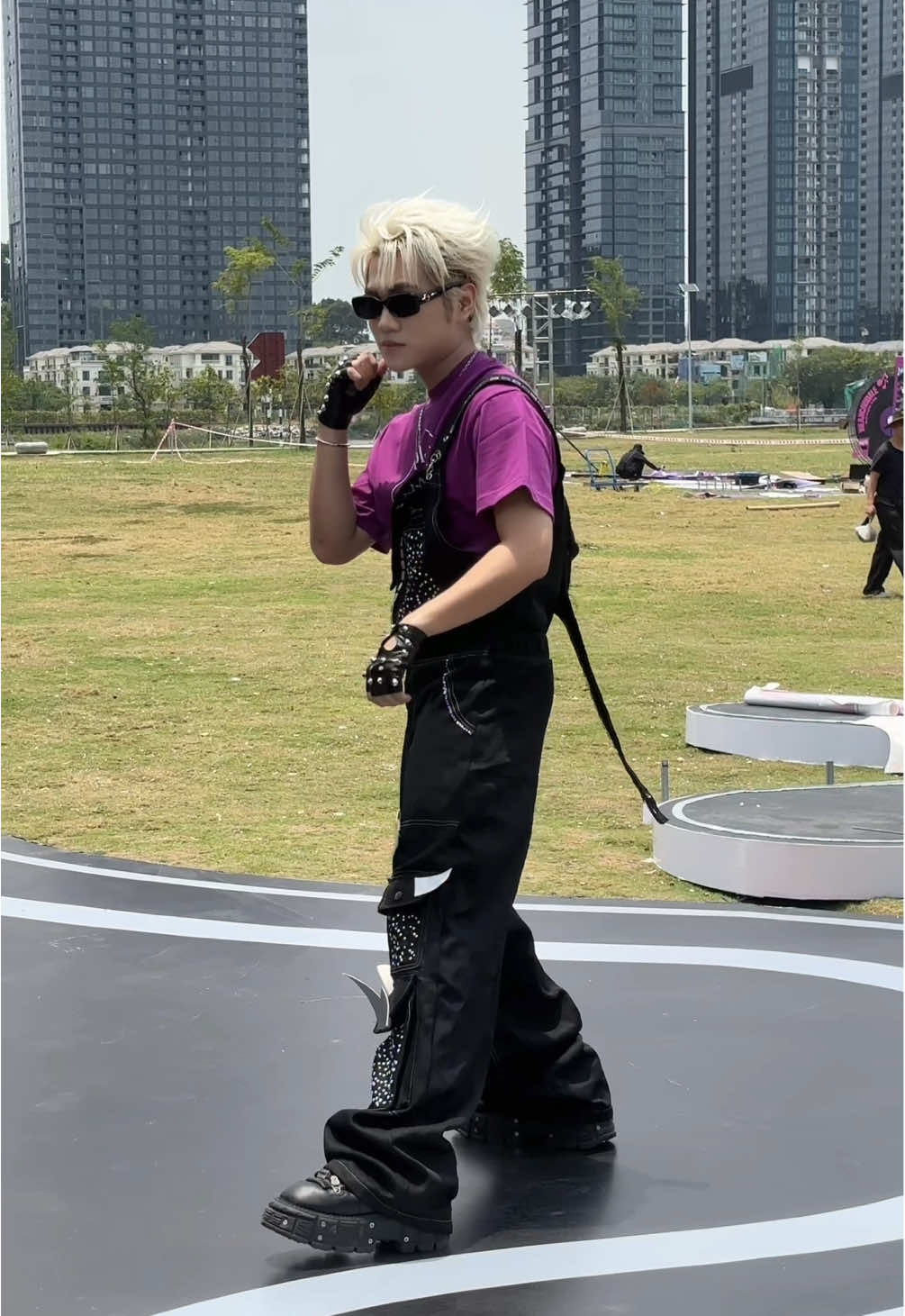 fact: khách hàng đã bất ngờ khi bạn xin được đổi động tác khác brief 🫵 #CAPTAINBOY 