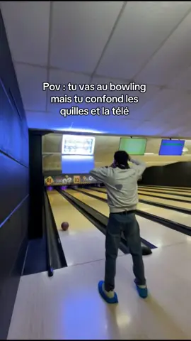 Faites-moi percer 🙏 (c’était pas fait exprès)  #fyp #vu #humour  @Mohamed Henni 