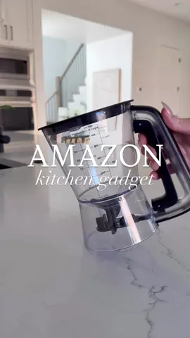✨ Follow the link in our bio to shop this video and the rest of our TikTok feed! This batter dispenser is perfect for making pancakes! The lid even doubles as a tray to prevent spills! 🥞💛 #thesistershoppers #amazonhome #amazongadget #kitchengadget #kitchengadgets #amazonkitchengadgets #amazonmusthave @Amazon Home @Amazon Influencer Program 