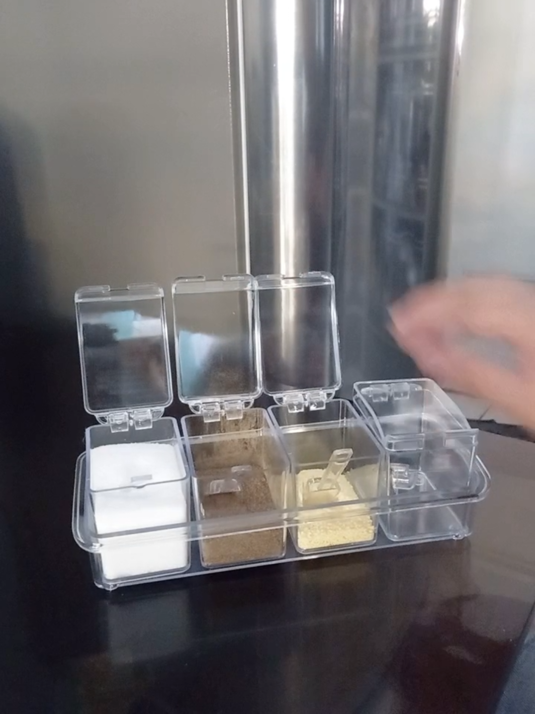 Crystal Clear Seasoning Box #kitchenfinds #homedecor #kitchengadgets #kitchenware #kitchenorganizer #fyp #foryoupage #foryou 
