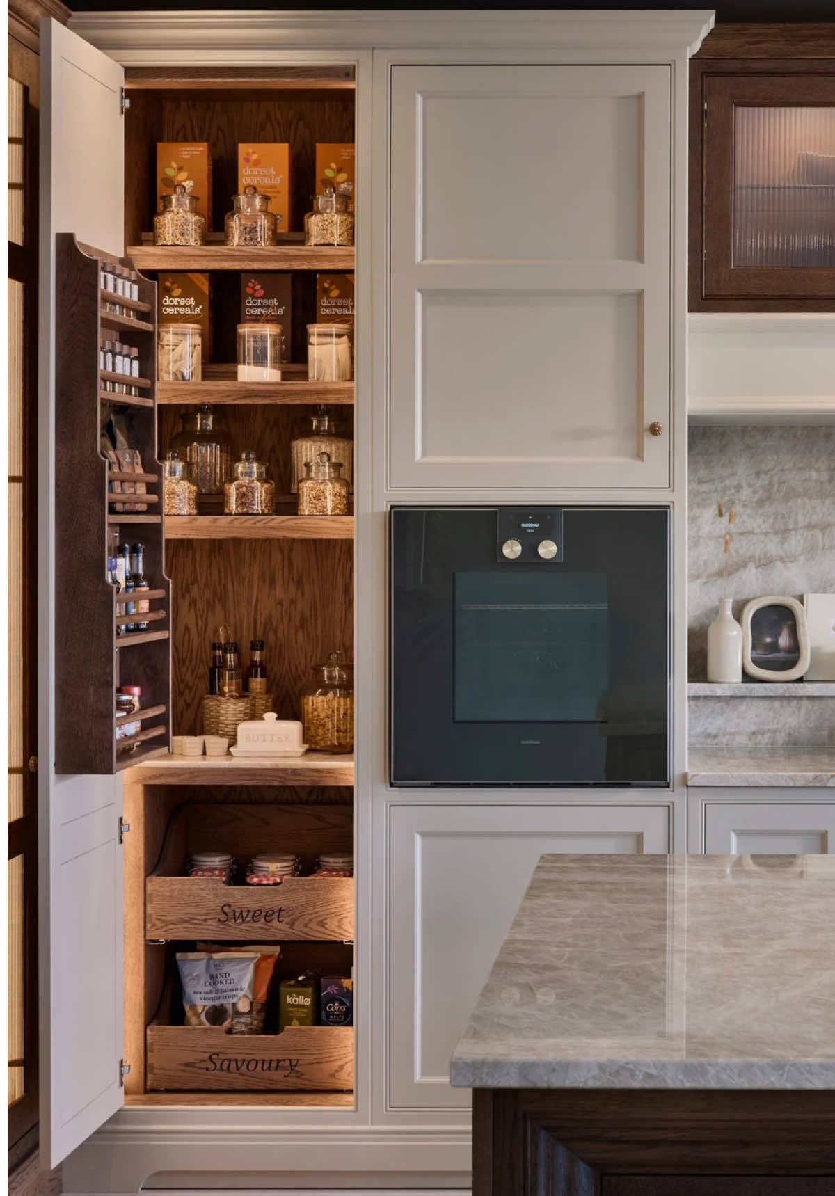 Pantry restock… #pantry #pantryrestock #pantryrefill #pantrydesign #pantryorganization #pantryorganisation #pantryorganizationideas #pantrycupboards #pantrycupboard #pantrymakeover #luxurykitchen 