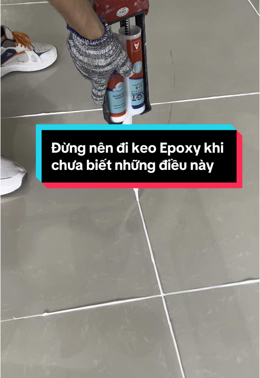 Đừng nên đi keo Epoxy khi chưa biết những điều này! Ai đang có ý định đi keo Epoxy cho ron gạch thì ko nên bỏ qua v.i.d.e.o này nha👍 #phuongepxoy #keocharon #keoepoxy #epoxy #keoepoxy2thanhphan #keochitmachepoxy #thayrongachcu #thayron #xh #viralvideo 