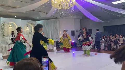 attan wedding performance #afghan #wedding #performance #dance #attan #bne #aus #viral #hazara  @arezoqasemi @Sarah ♡ @Tabassom 🪸🪷 @fatimah 🎀 @Oranus🇦🇫 