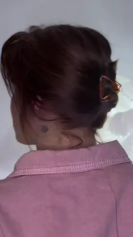 Viral Hair Hack for Short Hair Girlies😍 #HairHacks #shorthair #shorthsirhacks #hairtutorial #hairtok #hairstyle #viralhair 