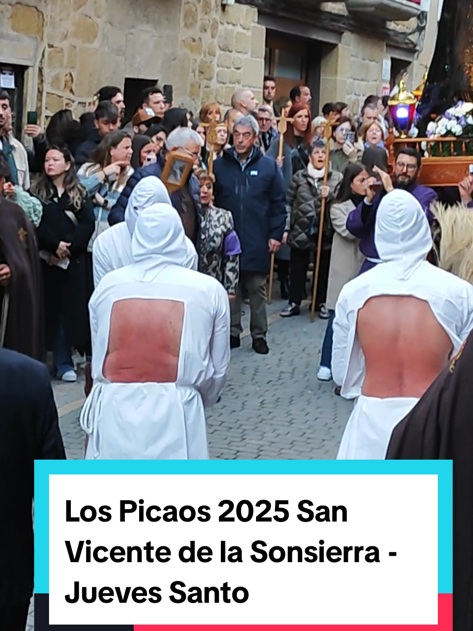 Los Picaos #SemanaSanta  San Vicente de la Sonsierra (La Rioja) 17 abril 2025 Doce disciplinantes han recorrido este Jueves Santo las calles de #sanvicentedelasonsierra #LaRioja , para revivir la tradición medieval de Los Picaos , en una procesión seguida por una multitud. #notcias #fiestadeinteresturisticointernacional #traveltiktok #movies #lariojaturismo #lospicaos #procesion #latigazos #trip #penitencia #sigueme❤️ #sigueme_y_te_sigo #sigueme_para_mas_videos_asi #logroño_larioja_spain🇪🇸 