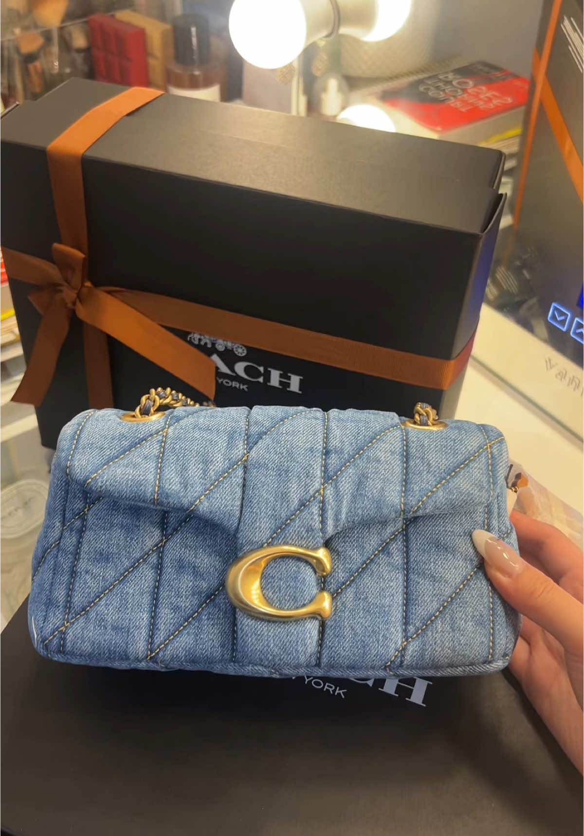 LOVE a denim moment… unboxing the Coach Denim Quilted Tabby 20 #CoachTabby #DenimDream #UnboxingTok #Tabby20 #MiniBagMagic #BagTok #CoachLover #TikTokFashion #coachunboxing 