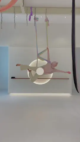 🧚🏻‍♀️🌸  #aerialyoga 