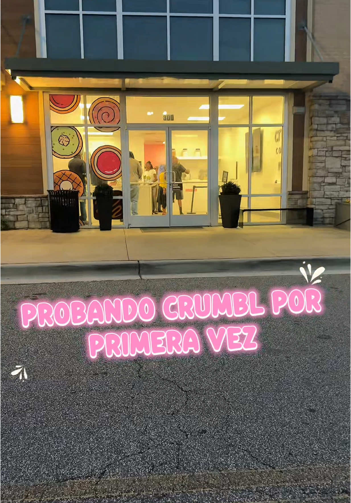 Probando Crumbl Cookie por primera vez 🍪 #parati #foryou #fypシ゚viral #fyp #paratiiiiiiiiiiiiiiiiiiiiiiiiiiiiiii #review #probandocomida #crumblcookies #crumbl #crumblreview #Vlog 