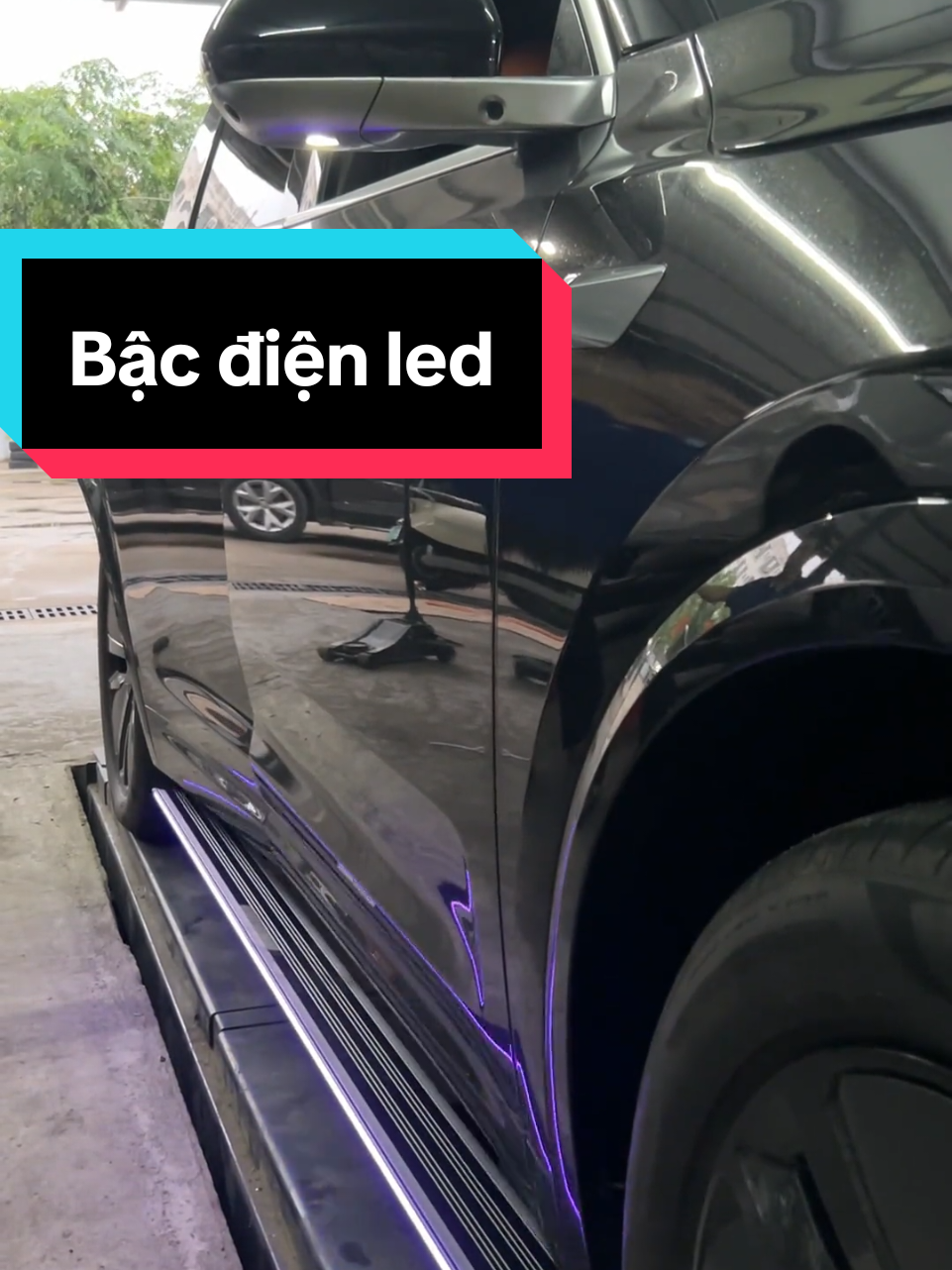 Mẫu bậc điện có đèn led tiện hơn khi lên xuống buổi tối#bacdienoto #copdienoto #sondoxe #doxechuyennghiep 