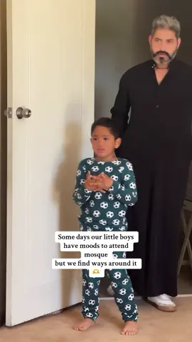 Ayan was so miserable today 🙌#prayers #littleboys #mosque #jummahnamaz #fridays #family #dadandson #fyp 