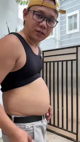 This is a must particularly if you’re challenge with bumpy tummy #compressionshirts #compression #undershirt #menscompressionshirts_