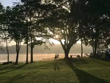 တစ်စုံတစ်ယောက်ကို ချစ်တယ်ပြောဖို့ ဘယ်တော့မှနောက်မကျစေနဲ့။ ဝန်ခံပါ - ပူစူး #fypシ #foruyou #foryoupage #fyp #fypシ 