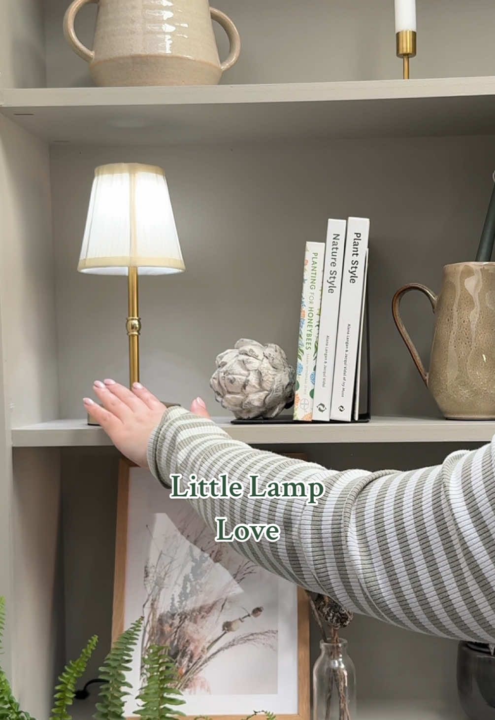 Every room can be improved by a little lamp 🌟  If you are a new app user for Temu, you can get 100% off with my code: dwe8396 for #temu £0 gifts 🔗 in bio  (On qualifying orders - T&Cs apply) #rechargeable #rechargeablelamp #littlelamp #lamp #homedecor #homeinteriors #housedesign #renovation #temu #temufinds 