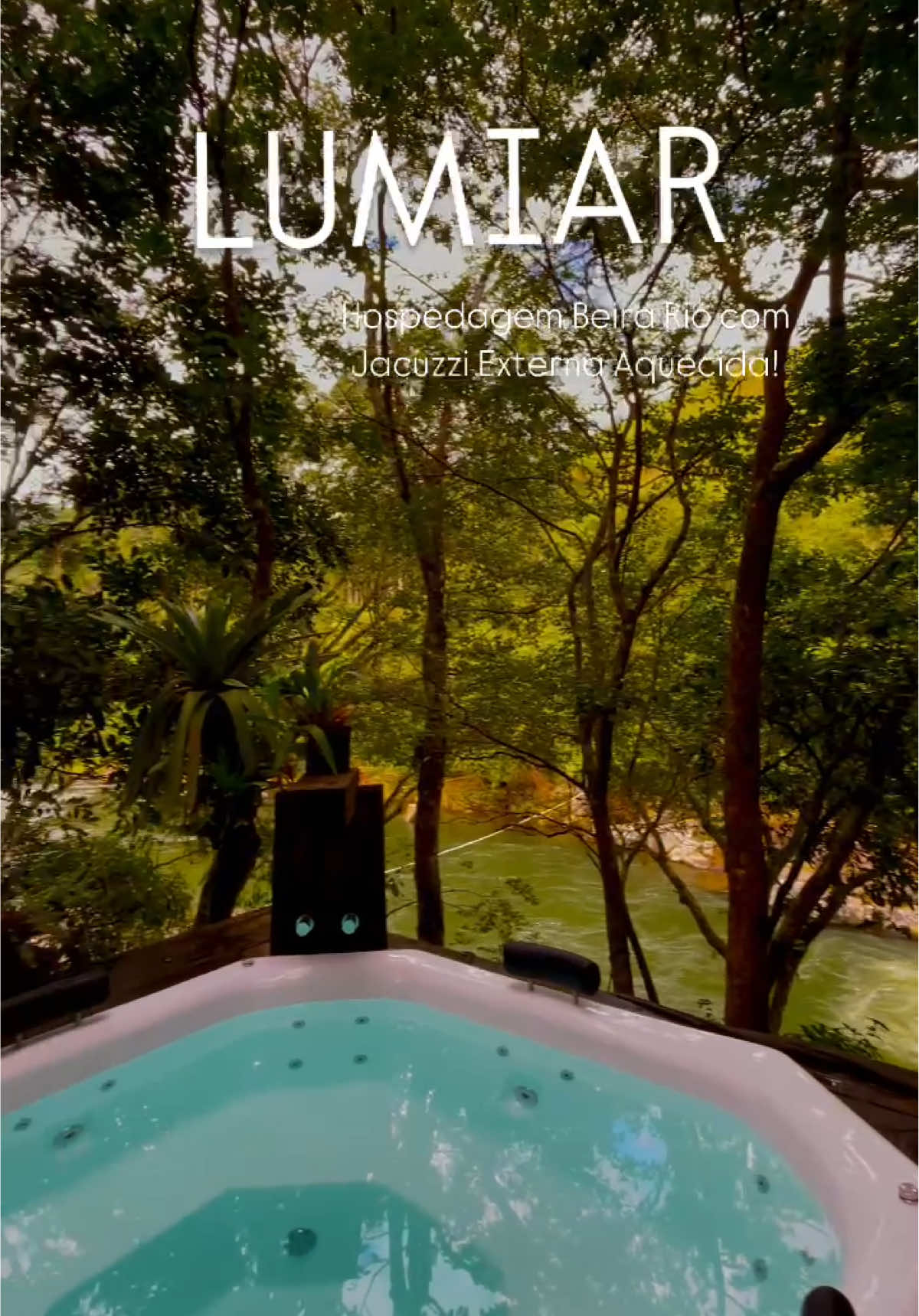 -ÚNICA EM LUMIAR AS MARGENS DO CARTÃO POSTAL DE LUMIAR ….. Encontro dos Rios ! -Chácara Beira Rio Lumiar Privativa …. Nossa Jacuzzi externa aquecida Beira Rio com hidromassagem e cromoterapia… Um luxo que você merece no seu descanso ! -Já imaginou uma noite estrelada e você curtindo essa maravilha com agua quentinha ao som das águas do rio com sua companhia favorita ? É maravilhoso né ? ENVIA PRA QUEM VOCÊ QUER VIVENCIAR ESSA EXPERIÊNCIA ÚNICA ! 📲Nossos contatos  (22)9.9861-1005 ou link na Bio ! #airbnb #aluguelemlumiar #rj #lumiar #aluguelemlumiar #novafriburgo #viajar #encontrodosrios #ferias #riointerior #hospedagens #paz 