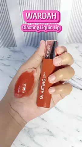 Wardah Glasting Liquid Lip Dengan Formula Yang Lembut Dan Menghidrasi Kulit, Warna Favorit Kamu apa 😍 #wardah #lipglastingwardah #liquidlip 